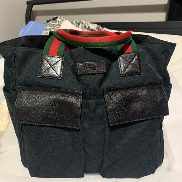 Authentic Gucci tote purse. Price is firm - Picture 2 of 6